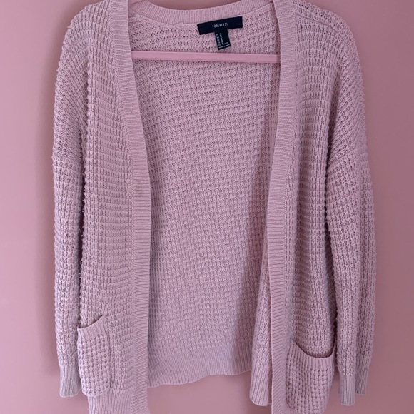 Cardigan - Picture 1 of 2